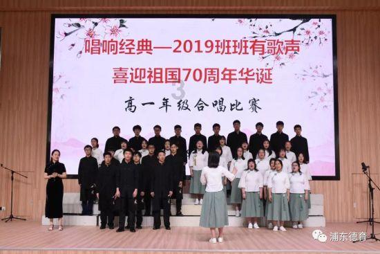 解锁男人一见钟情有哪些表现?,发现更多有趣问答